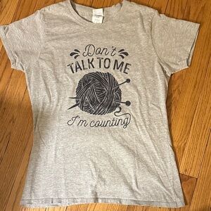 Gray/Black T-Shirt with Knitting Design M